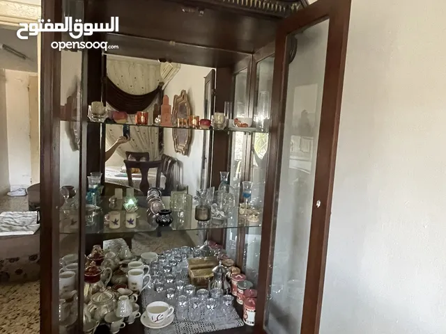 بوفيه مستعمل بحالة الوكالة للبيع العاجل