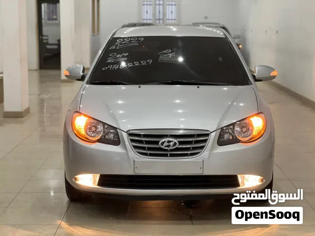 2010 هيونداي افانتي Standard