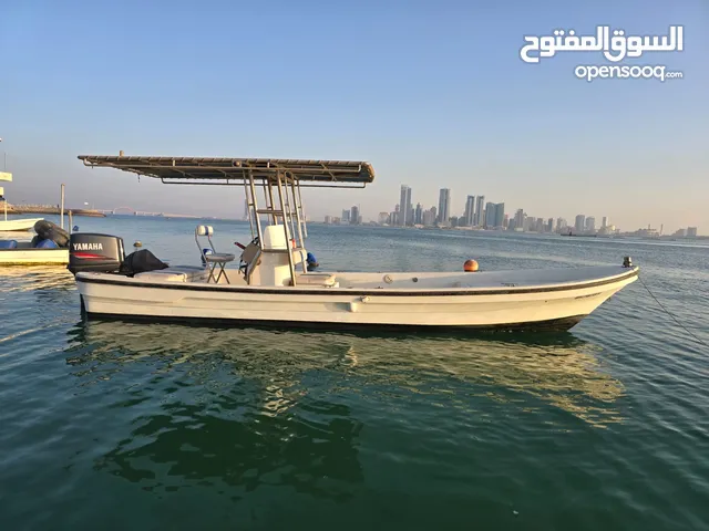 لبيع طراد النورس 24 قدم مع المحرك