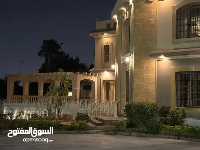 2000m2 5 Bedrooms Villa for Rent in Cairo New October