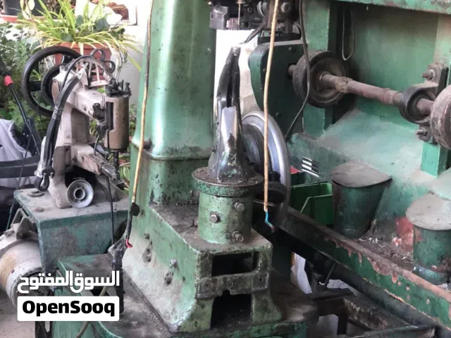 ماكينات خياطه وتصليح كنادر