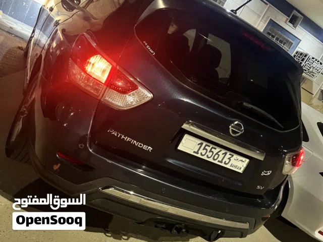 2015 نيسان باثفايندر SV