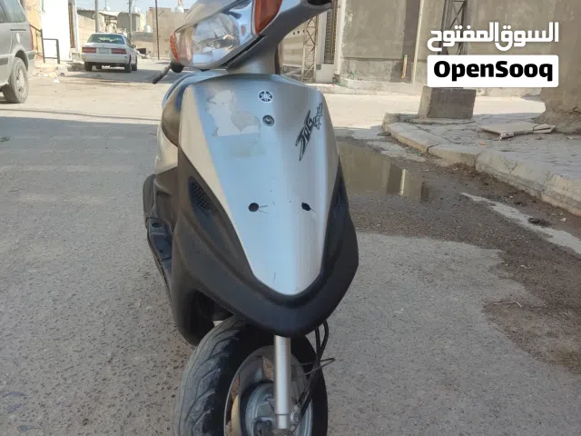 2004 ياماها XMAX