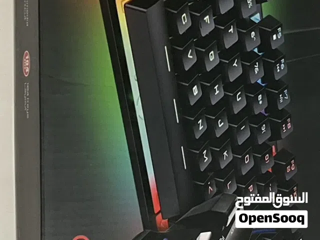 ماوس وكيبورد مستعمل اسبوع واحد بس نضيف ويعتبر جديد قابل للبدل اذا تبي تبدل