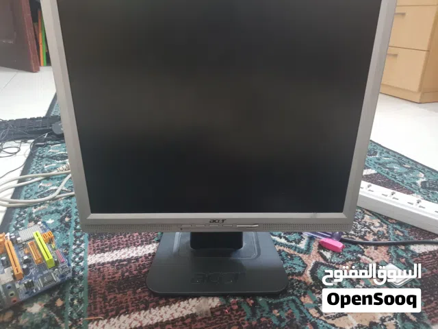 17-inch Acer monitor, HD resolution