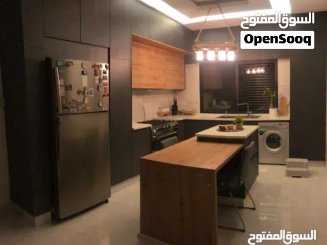 شقة مميزة للبيع من المالك 138م ،بناء 4 سنوات، تدفئة ، مطبخ نظام الماني، برندة، مدخل مستقل