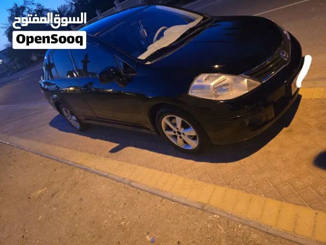 nissan tidda 2012 1.8 in good condition for sale passing and insurance 31 August 2026