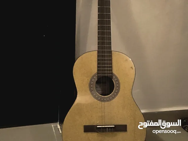 كيتار للبيع كويس وجميل جداً جداً كثير