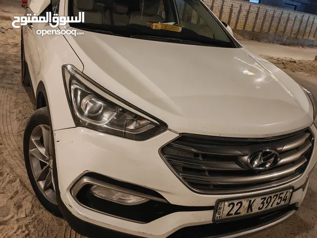 Used Hyundai Santa Fe in Basra