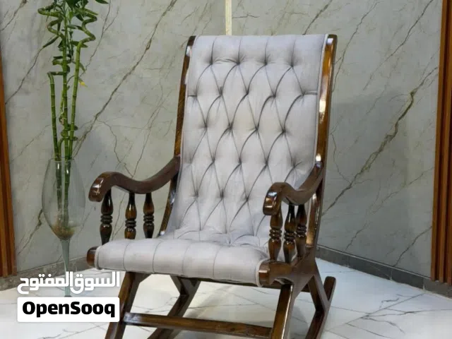 كرسي هزاز خشب