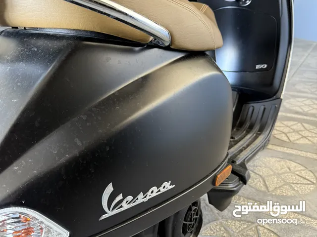 Vespa vxl black