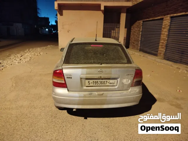 2005 أوبل استرا GSe