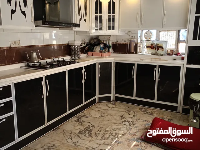 مطبخ للبيع