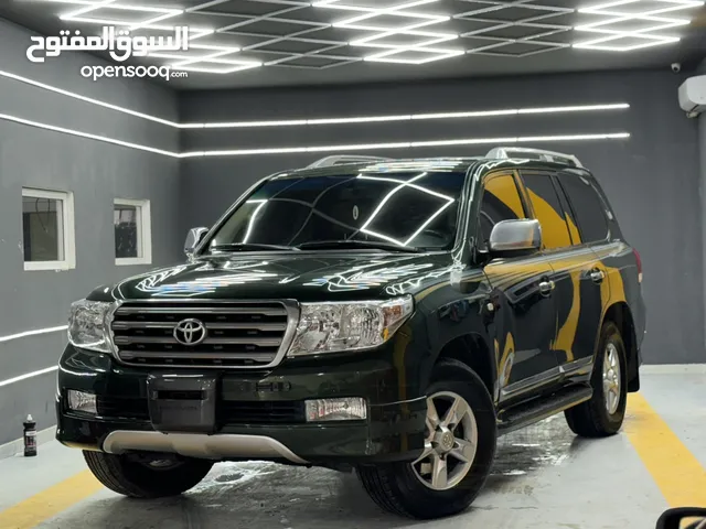 Toyota Land Cruiser 2010 in Tripoli