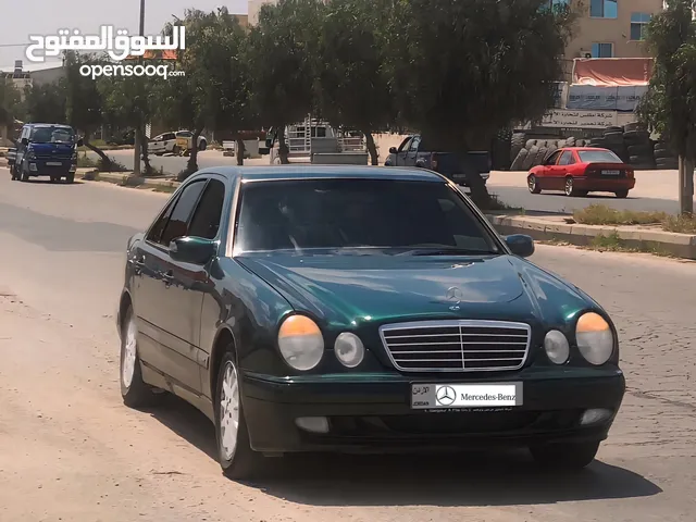 Mercedes Benz E-Class 2000 in Amman