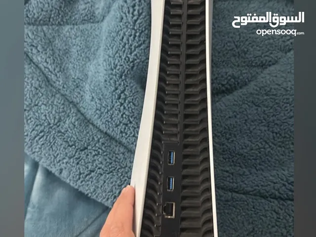 بليستيشن5 مستعمل بسعر مناسب حالته شبه جديد