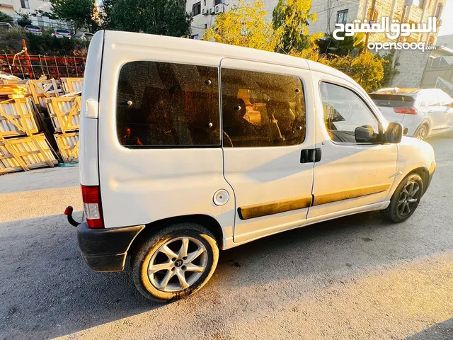 بيجو بارتنر 2008 للبيع بحالة جيدة تم اعادة نفضها كالمة