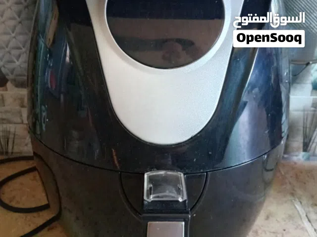 قلاية هوائية بسعر ممتاز استعمال اسبوع واحد فقط للبيع