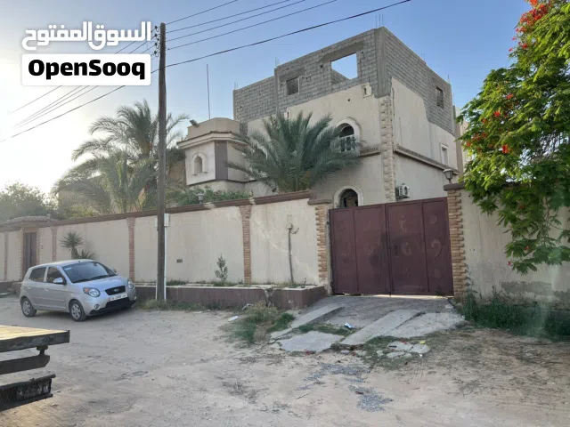 300 m2 More than 6 bedrooms Villa for Sale in Tripoli Al-Najila