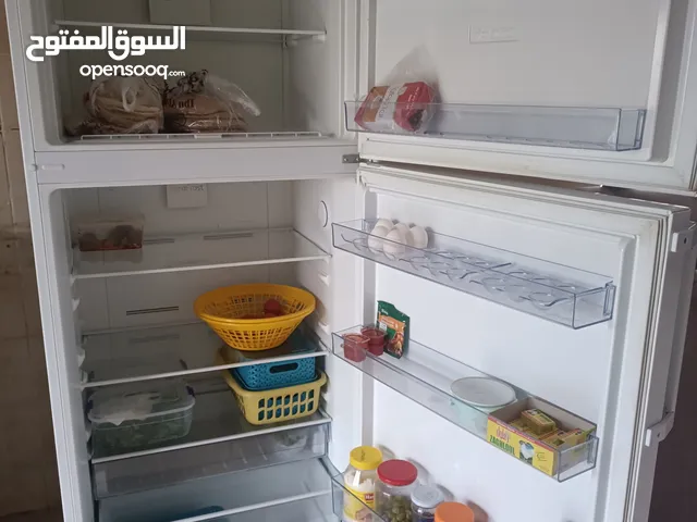 ثلاجة بيكو لون ابيض تبريد هوا نوفريست توفير طاقة A+ بحالة ممتازة للبيع