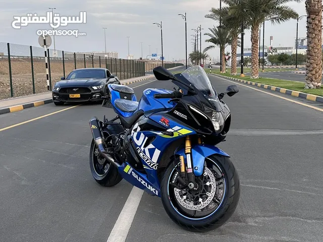 للبيع سزوكي 1000rr تسجيل جديد