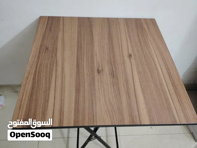 ميز قراية نظيف جدا مستعمل قليل