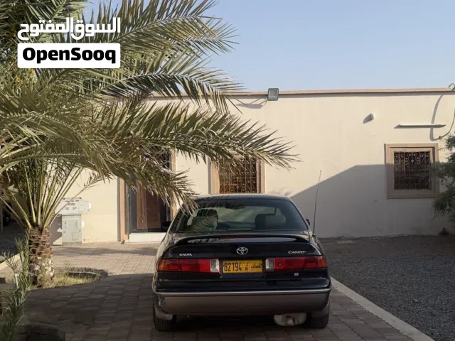 1999 تويوتا كامري LE