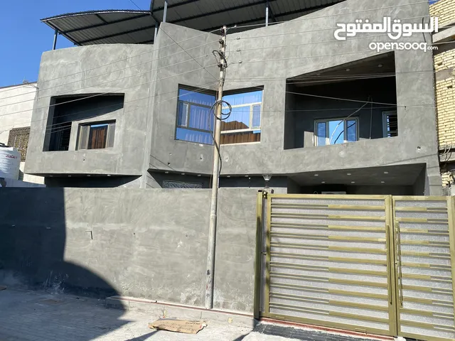 270 m2 More than 6 bedrooms Villa for Sale in Basra Al-Akawat