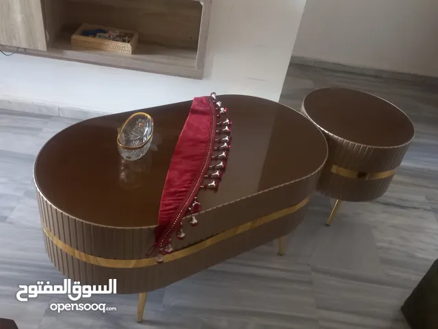 طاولة وسطية للبيع
