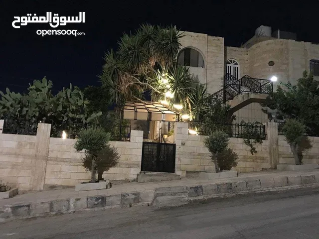 بيت للبيع  في الزرقاء