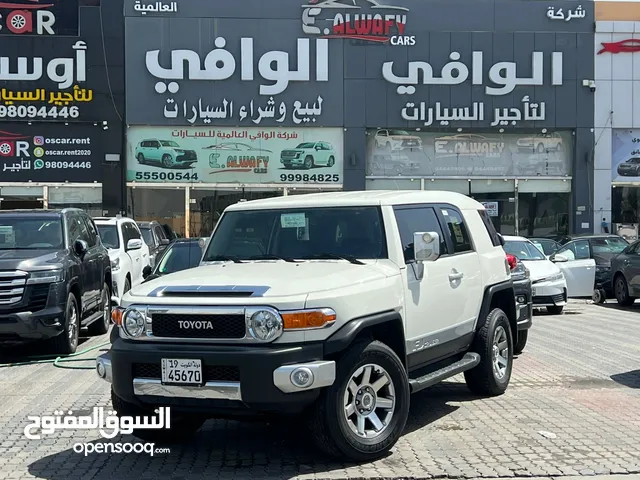 Toyota FJ Standard in Mubarak Al-Kabeer