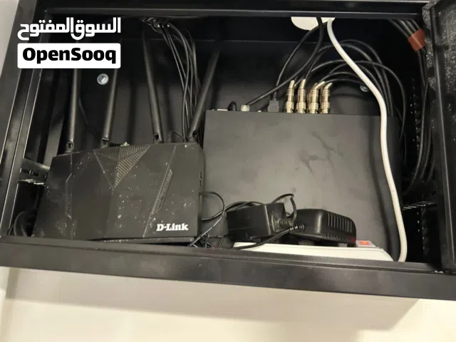 فني كاميرات مراقبه واجهزه الانذار والحريق والصوتياات وشاشات العرض