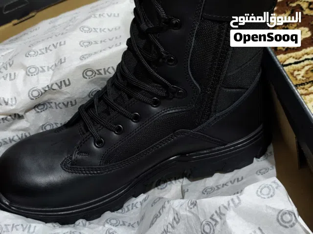 بسطار ساق طويل بسحاب ورباط نمره 42تركي نوع őzkAn kundura للبيع 20دينار