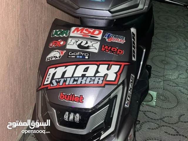 قابل للمساومه سكوتر على شكل سيكل فيسبا نظيف بيعه سريعه !