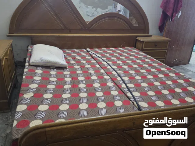السلام عليكم اغراض مستخدمه للبيع بأسعار مناسبة مكاني الحريه