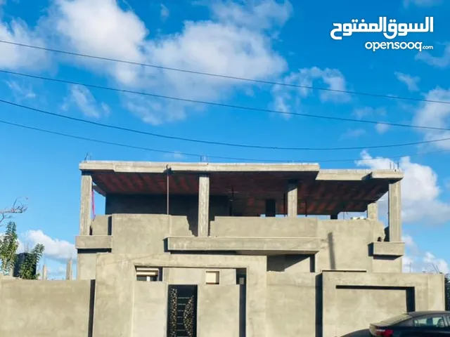 230 m2 5 Bedrooms Townhouse for Sale in Tripoli Tajura