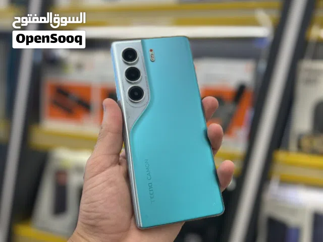 تكنو كامون 40 برو 5G ذاكرة 256/8 ملحقات كاملة
