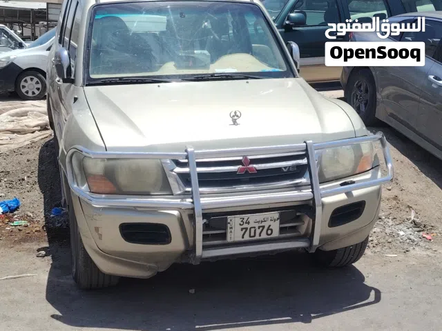 2002 Mitsubishi Pajero GLS