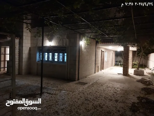 155 m2 4 Bedrooms Apartments for Rent in Amman Jabal Al-Lweibdeh