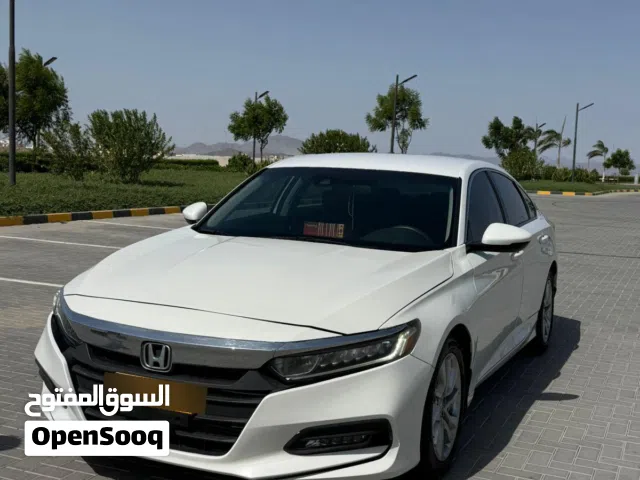 هوندا اكورد 2019 LX بسعر رخيص
