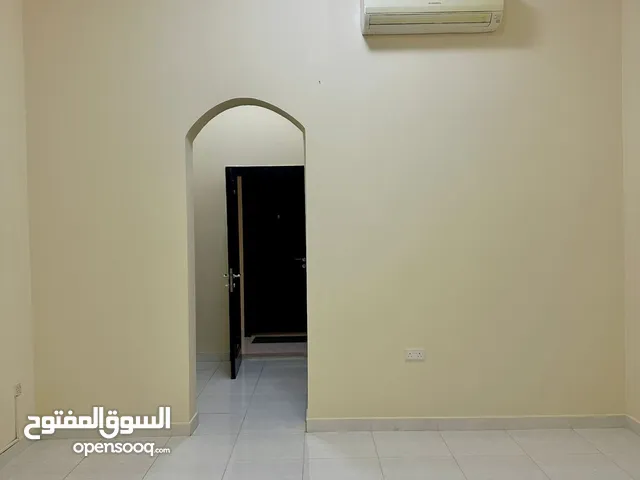50 m2 Studio Apartments for Rent in Al Ain Zakher