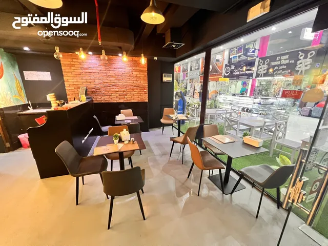 مطعم للبيع في الجفير مع مدخول ممتاز Restaurant for sale in Juffair with good income