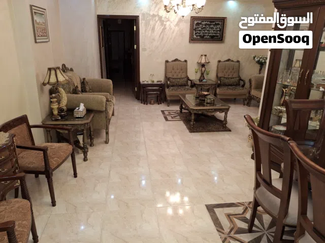 شقه للبيع في