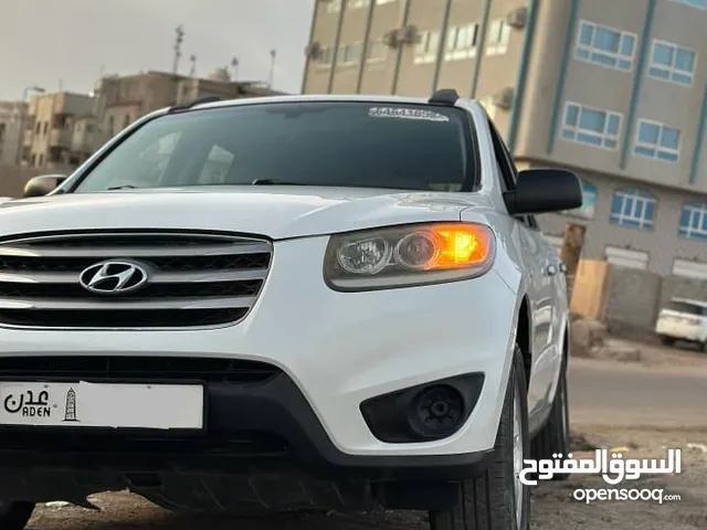 Used Hyundai Santa Fe in Aden