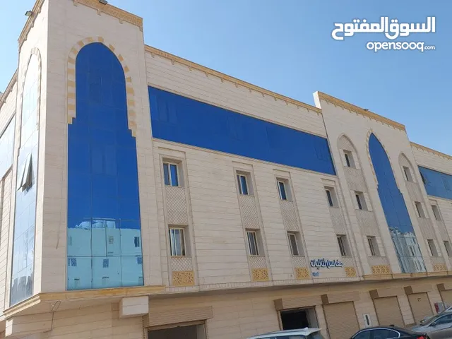 600 m2 2 Bedrooms Apartments for Rent in Al Madinah Al Khalidiyyah