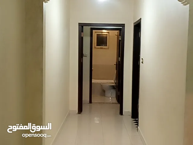 108 m2 4 Bedrooms Apartments for Sale in Zarqa Jabal Al Amera Rahma