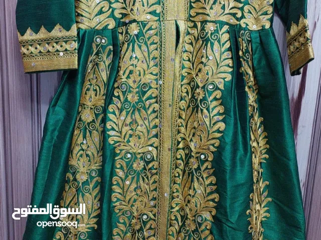 فستان أخضر شعبي للمناسبات والافراح
