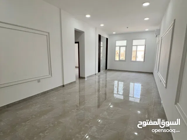 135 m2 2 Bedrooms Apartments for Rent in Doha Al Aziziyah