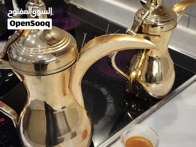 قهوجيه صبابين مقدمين ضيافه حفلات مناسبات مؤتمرات قهوجيات صبابات فلبينيه كراسي طاولات ريفي