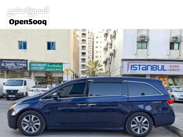 2016 هوندا اوديسى Touring
